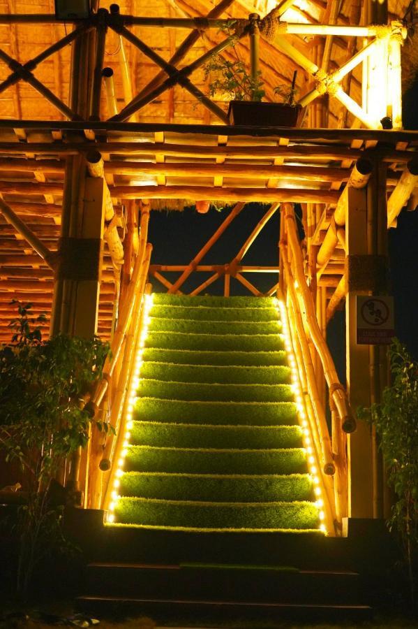 Spykee Spot Hampi Hotel ภายนอก รูปภาพ
