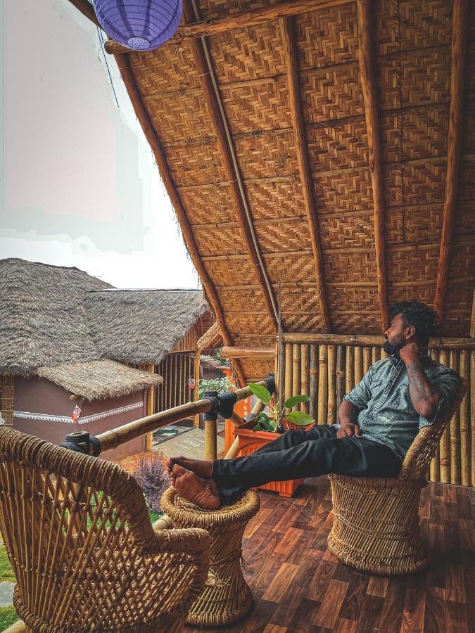 Spykee Spot Hampi Hotel ภายนอก รูปภาพ