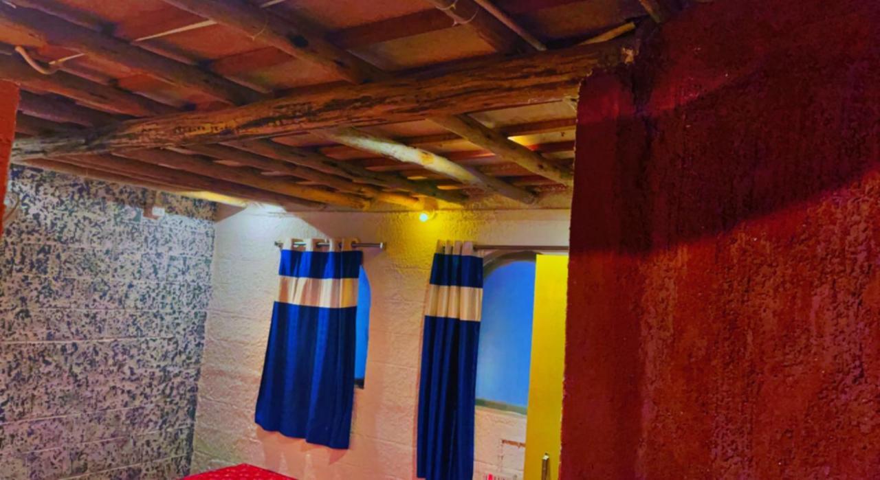 Spykee Spot Hampi Hotel ภายนอก รูปภาพ